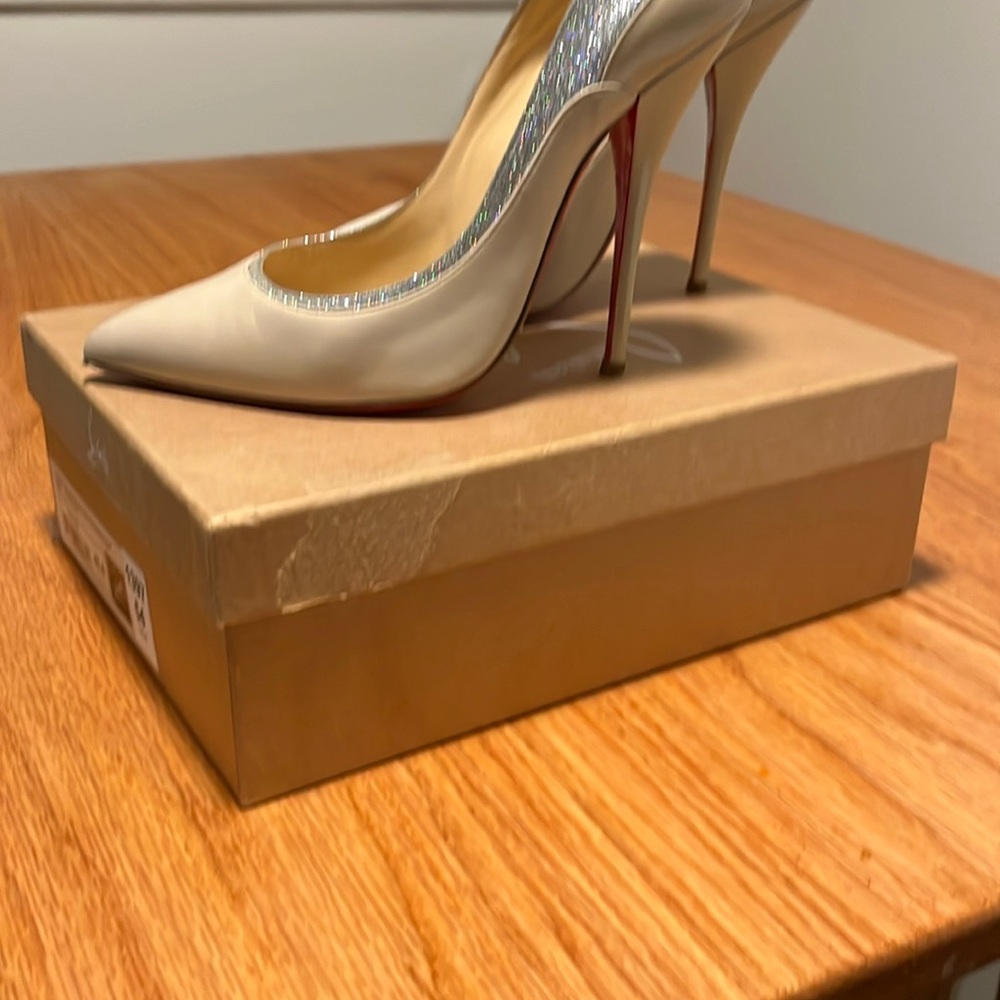 TUSCY 120 NAPPA LOUBOUTINS Authentic